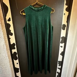 Tiana B Velvet | Perfect for Christmas Events